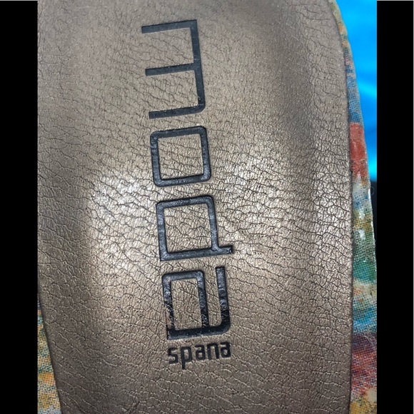 Moda Spana Multi Color Stripe Embossed Leather Heels sz 9 - Picture 7 of 9